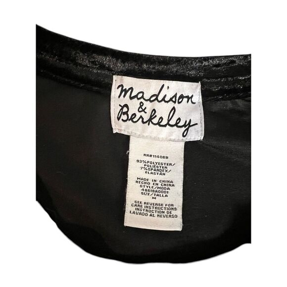 Madison & Berkeley Crushed Velvet Cropped Shirt Sz M Y2K Retro Edgy Goth Rock - Picture 4 of 7